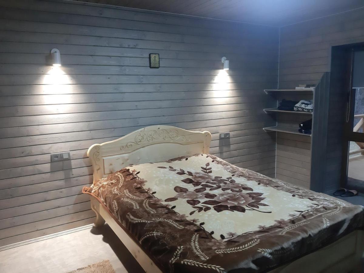 Садиба У Курила З Сауною Та Чаном На Дровах Shepot Exterior foto